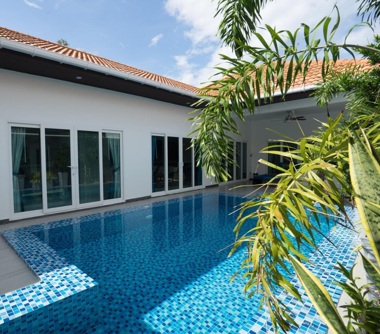 Majestic By Korawan Villa Pattaya Luaran gambar