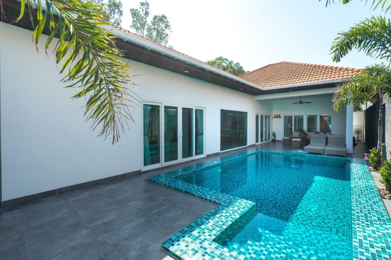 Majestic By Korawan Villa Pattaya Luaran gambar